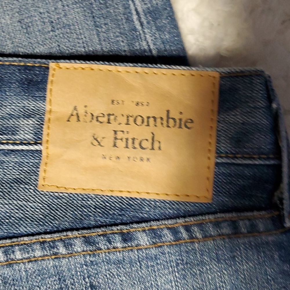 Jeans - Picture 5 of 6